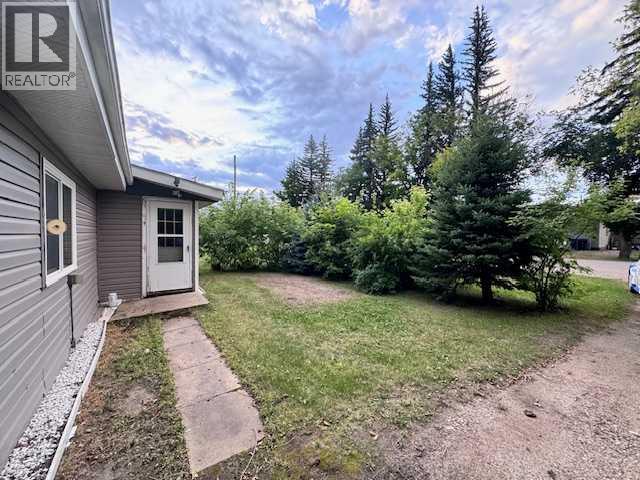 303 2nd Avenue W - 14