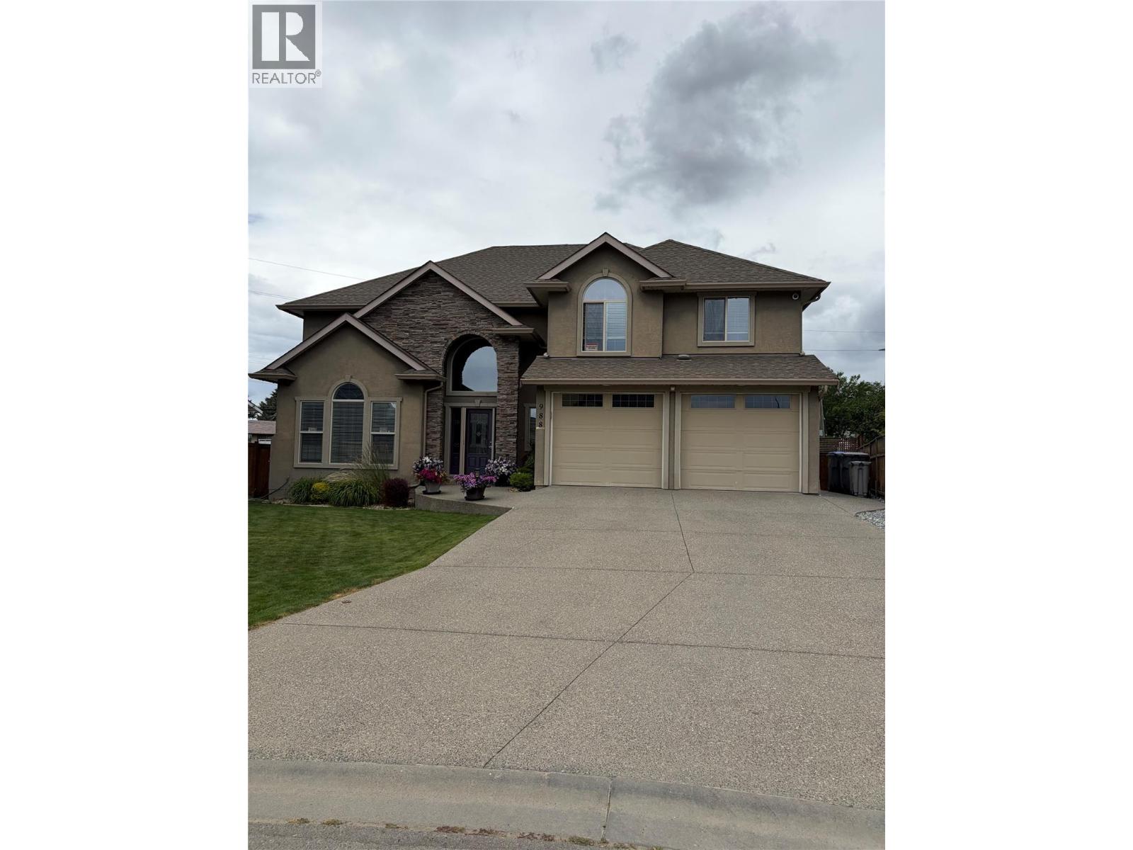 Property for sale at 988 Arlington Court