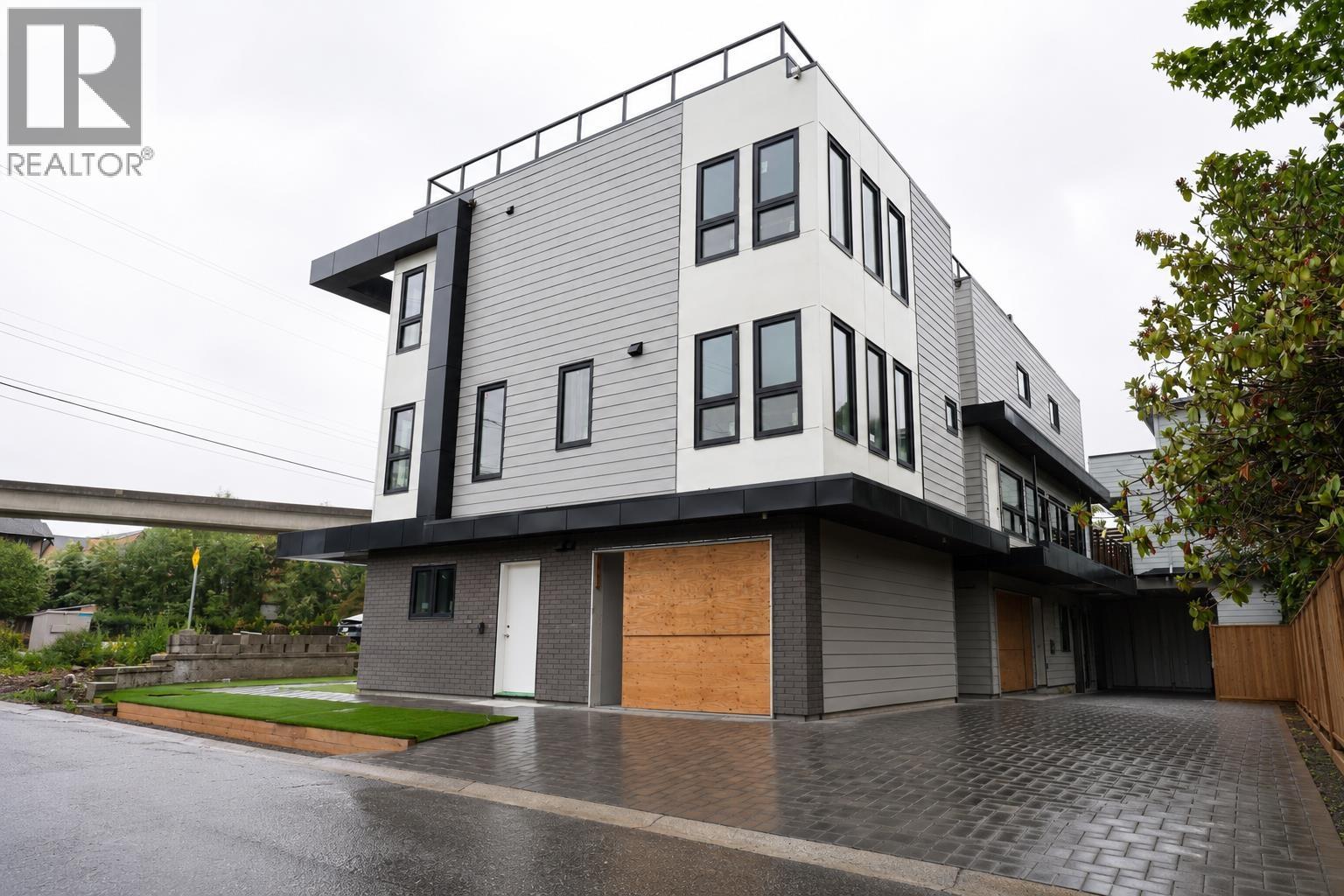 #1 6118 IRMIN Street, Burnaby, British Columbia, V5J1Z1, Burnaby, British Columbia — photo 2 of 5