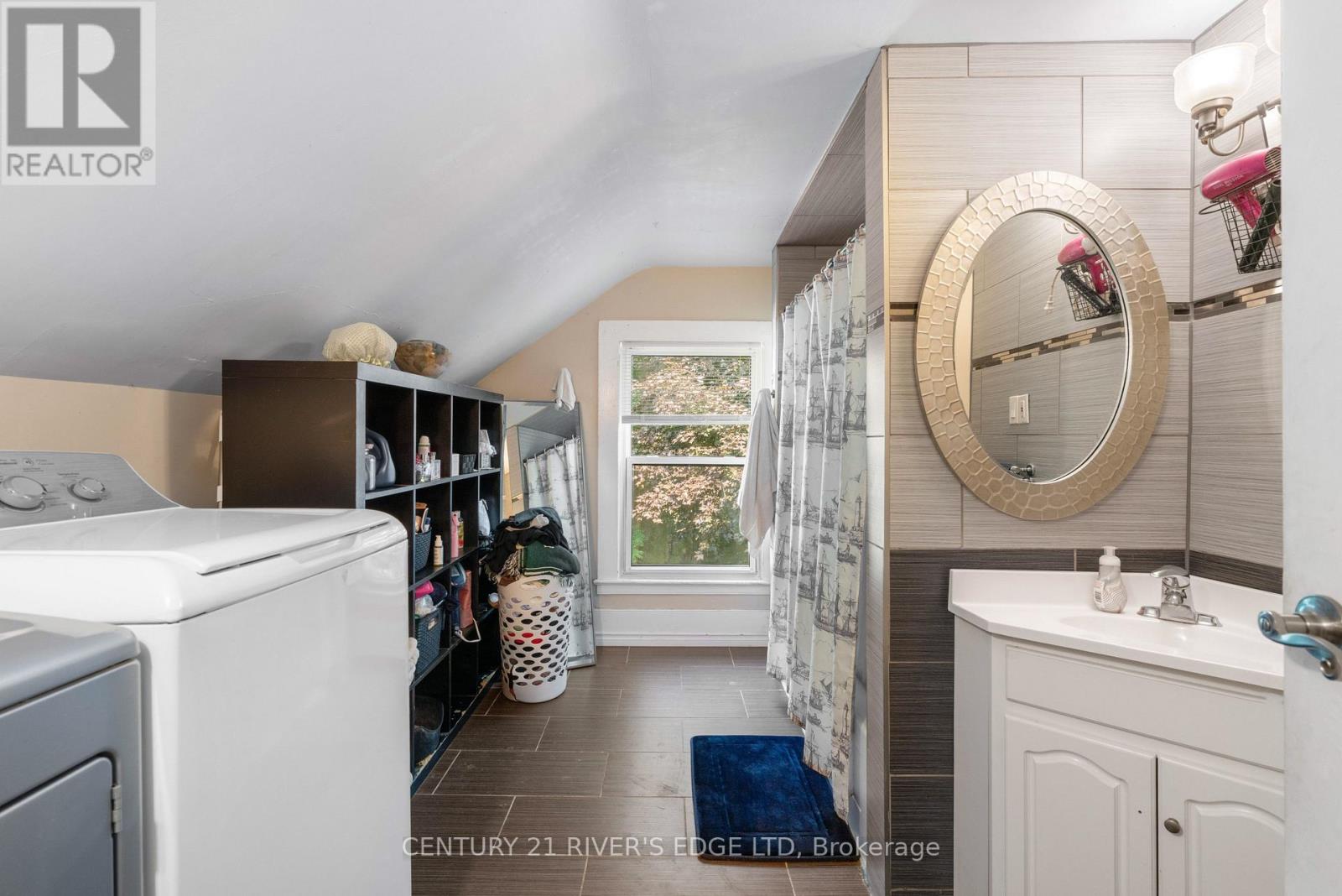 54 HARTLEY STREET - Image 24
