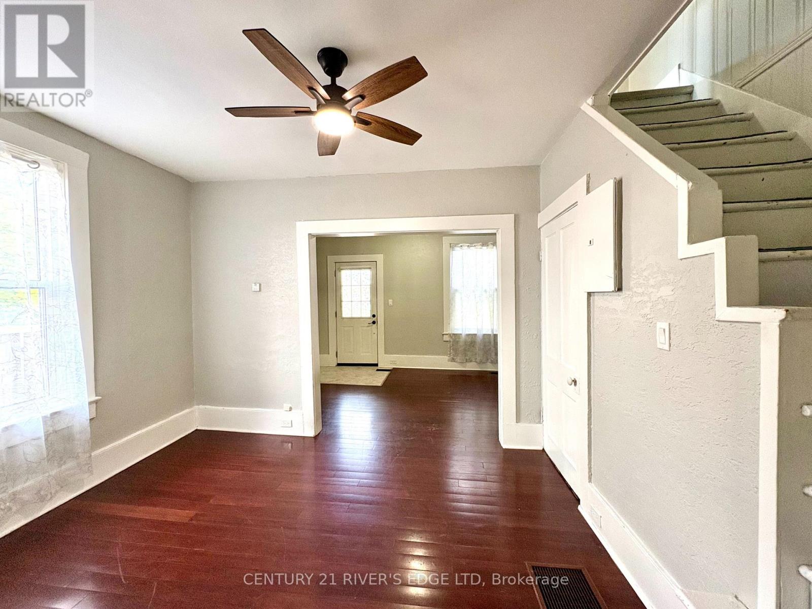 54 HARTLEY STREET - 37