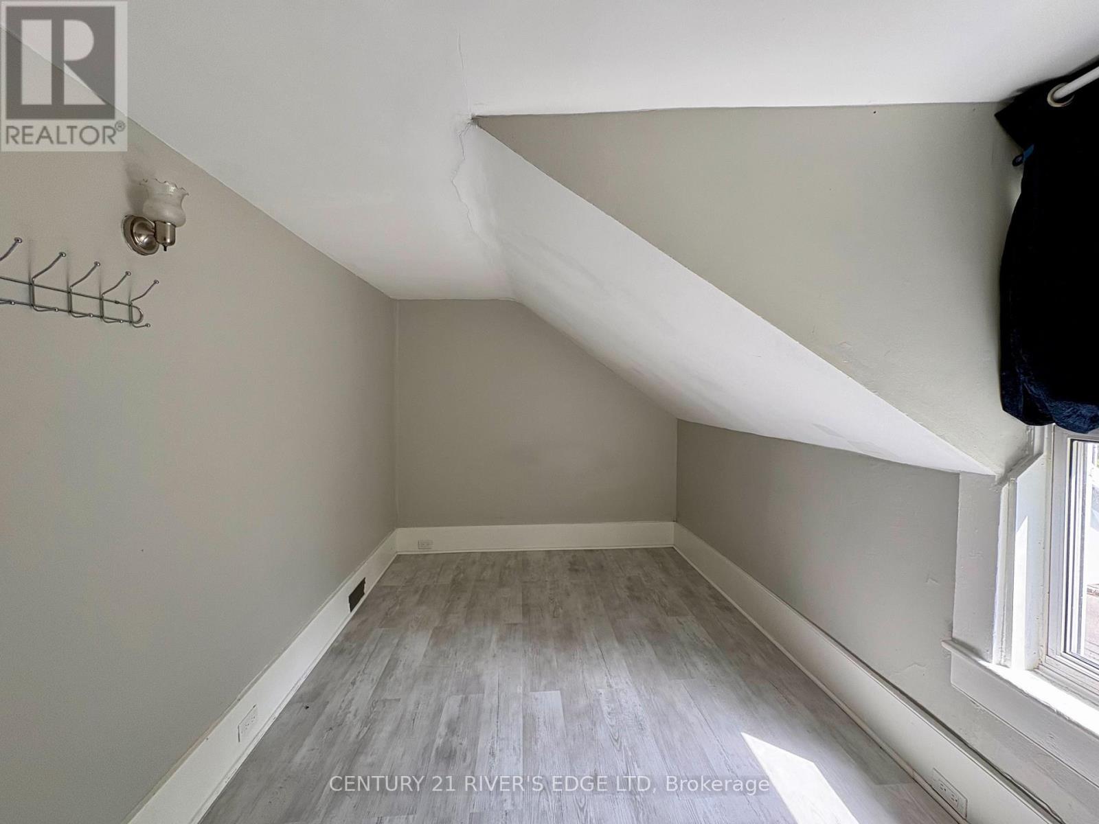 54 HARTLEY STREET - Image 38