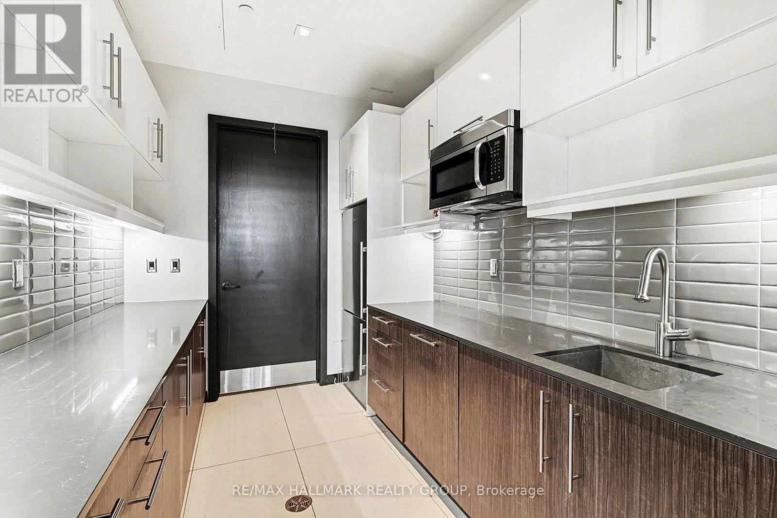1 Bed, 1 Bath House for Sale in Ottawa – 1412 – 255 BAY STREET, Ottawa – MLS# X13748170 - Image 20