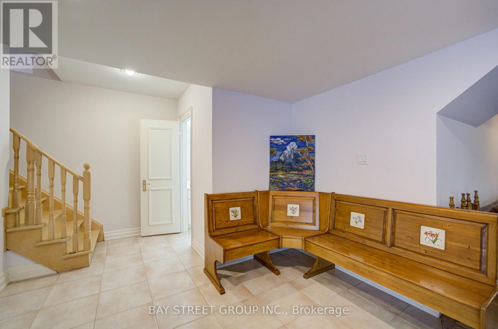 58 BOWAN COURT - 44