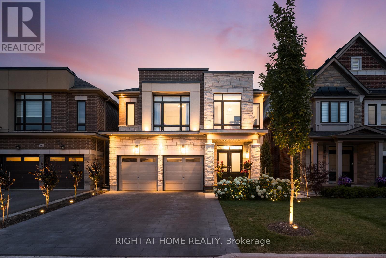 Photo of 42 ALISTAIR CRESCENT