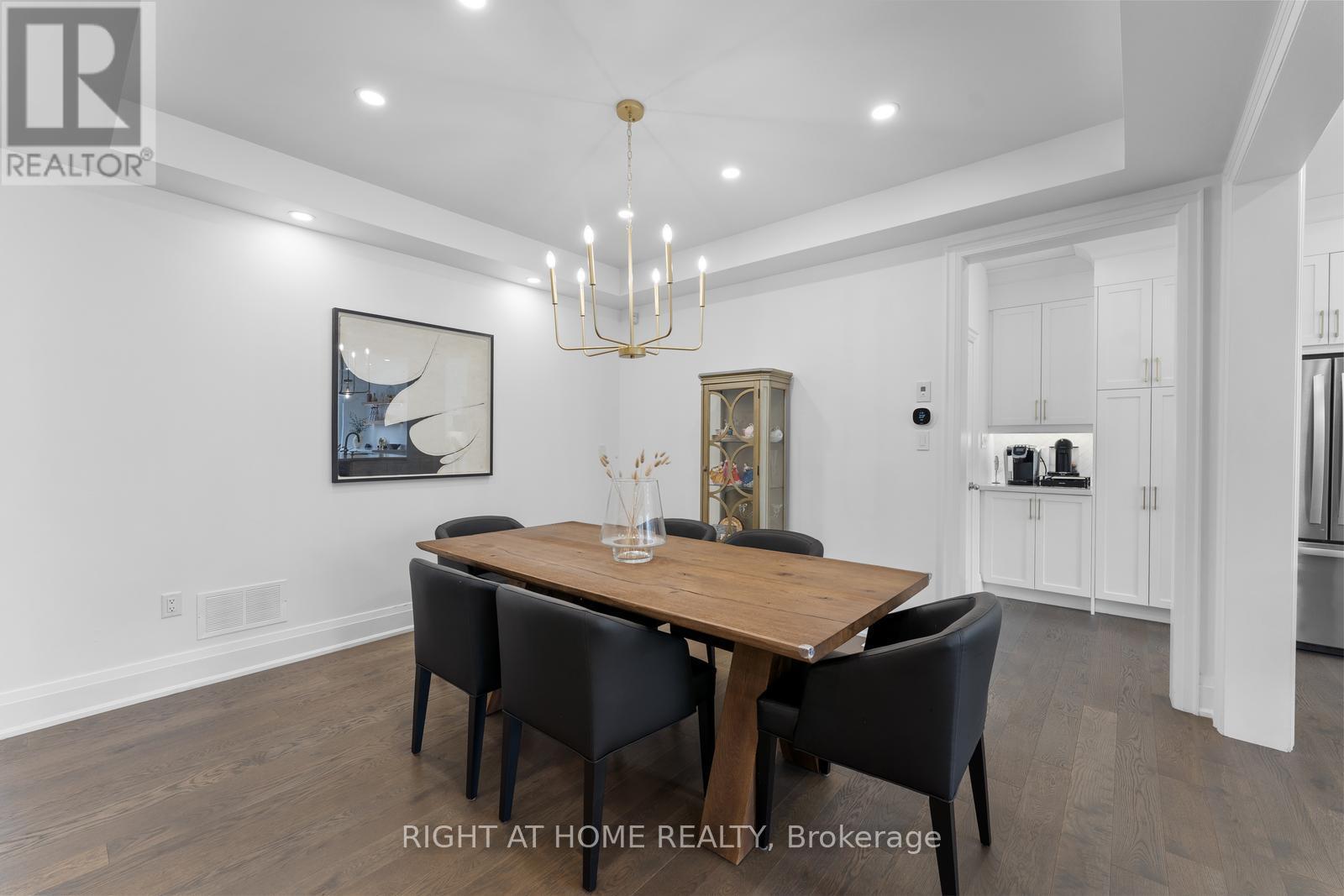 42 ALISTAIR CRESCENT - 13