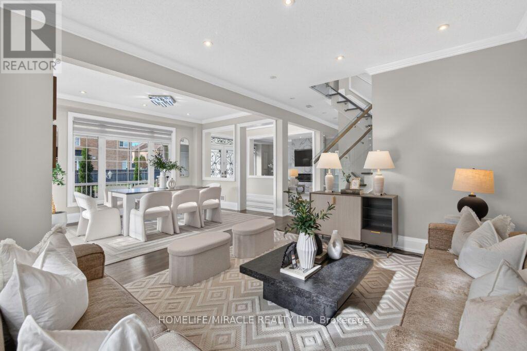 109 VIPOND WAY - 11
