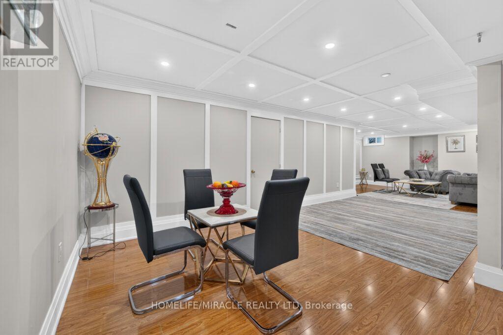 109 VIPOND WAY - 44