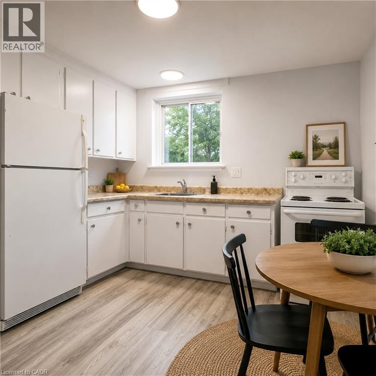 1 Bed, 1 Bath Apartment for Rent in London – 1801 PARK Avenue Unit# 1, London - Image 5