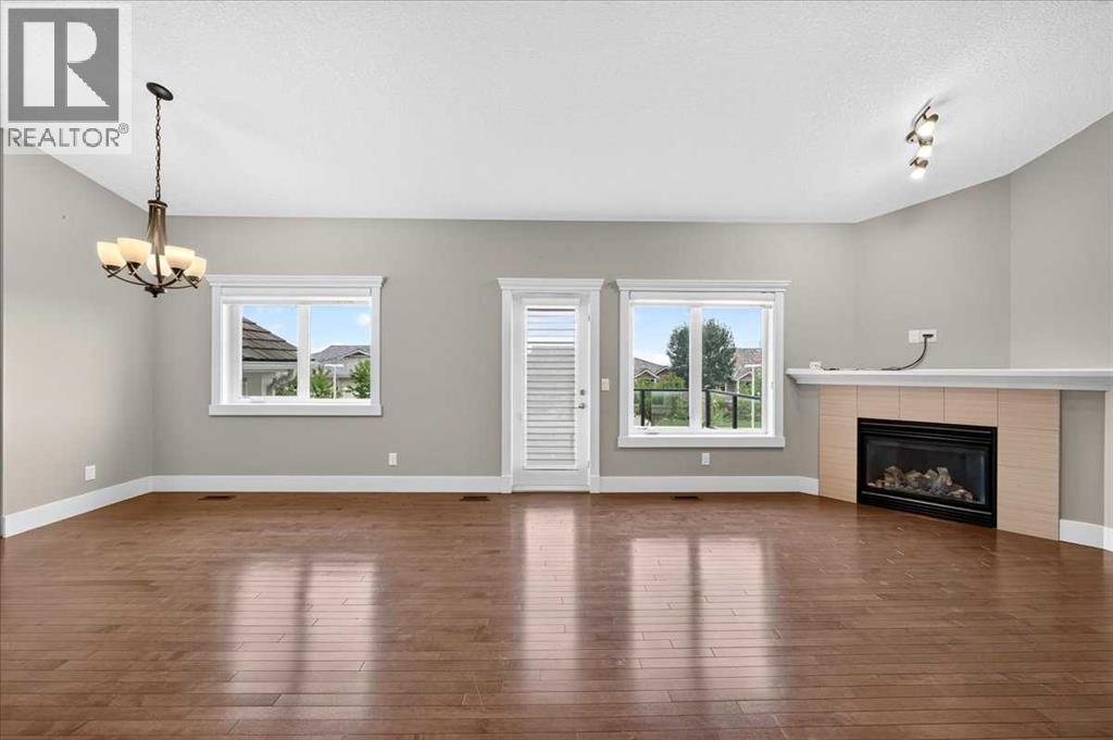 520 Rocky Vista Gardens NW - 15