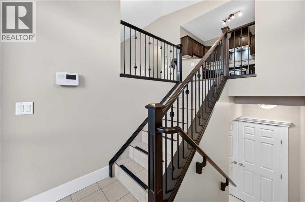 520 Rocky Vista Gardens NW - 5