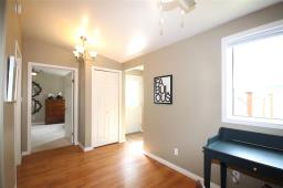90 1st Street Sw, Carman, MB R0G0J0 Photo 19