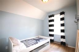 90 1st Street Sw, Carman, MB R0G0J0 Photo 33
