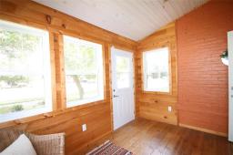 Dining room - 90 1st Street Sw, Carman, MB R0G0J0 Photo 6