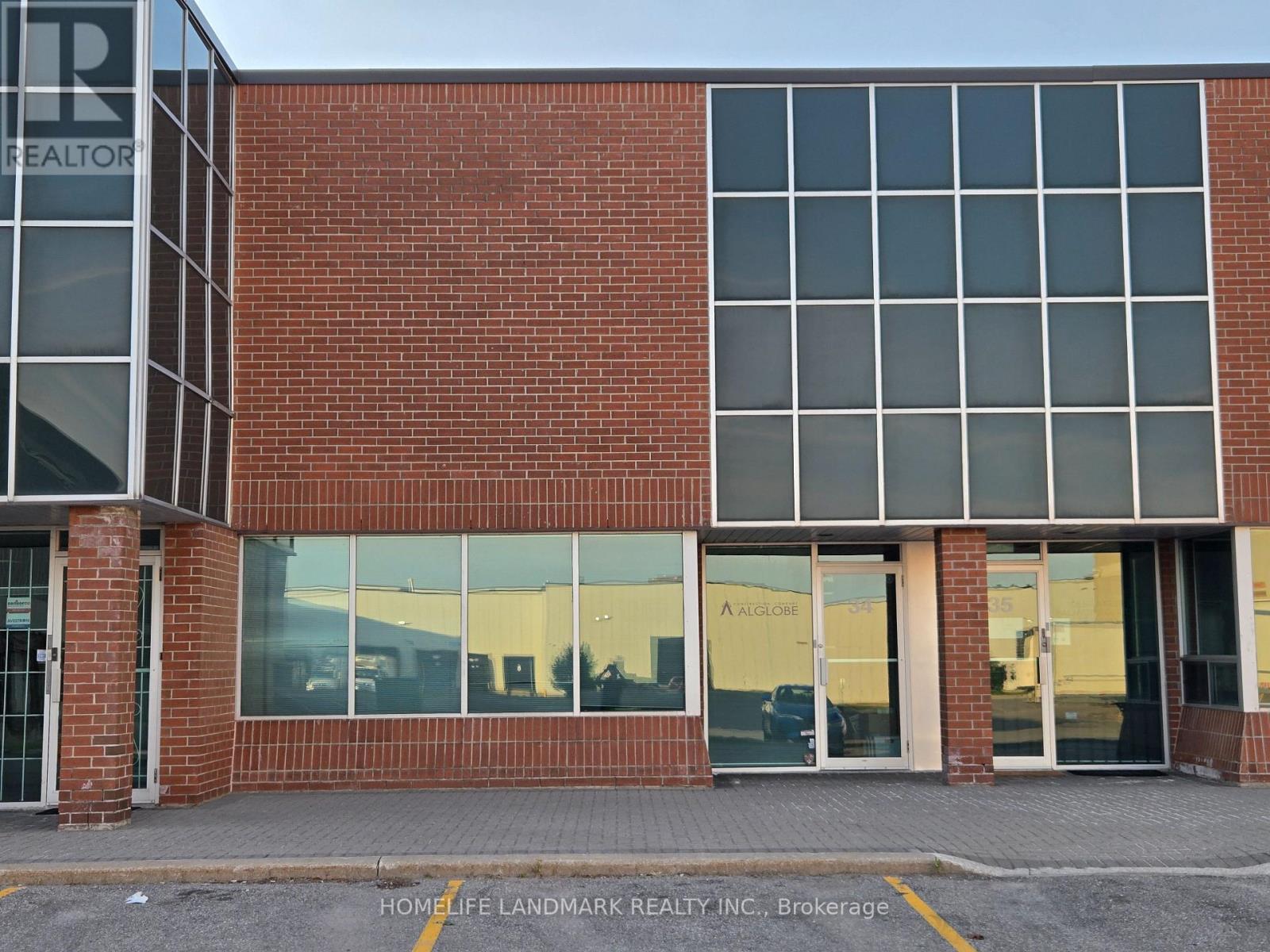 34 - 70 EAST BEAVER CREEK ROAD, Richmond Hill (Beaver Creek Business Park) — photo 2