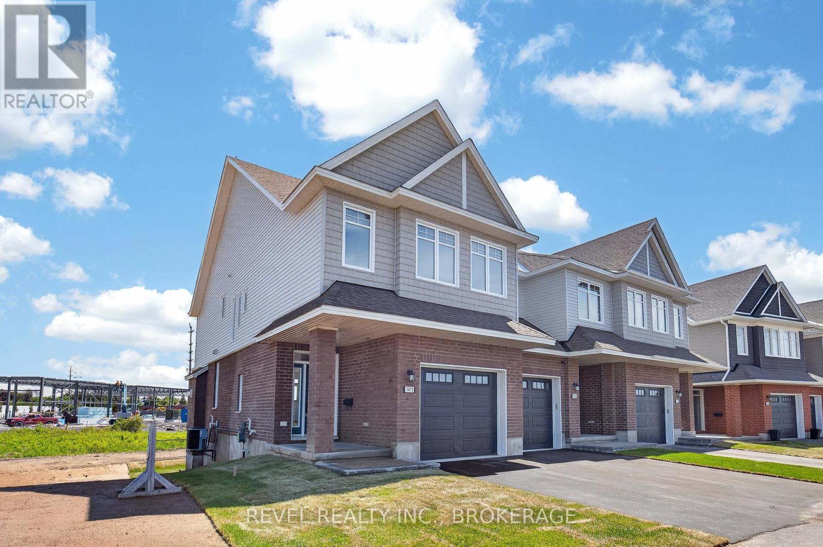 1415 DEMERS AVENUE, Kingston (East Gardiners Rd) — photo 4