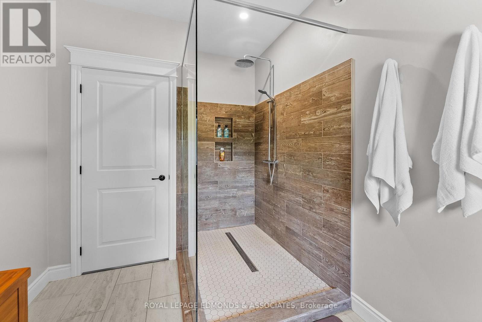 103B CARRIAGE LANDING ROAD - 31
