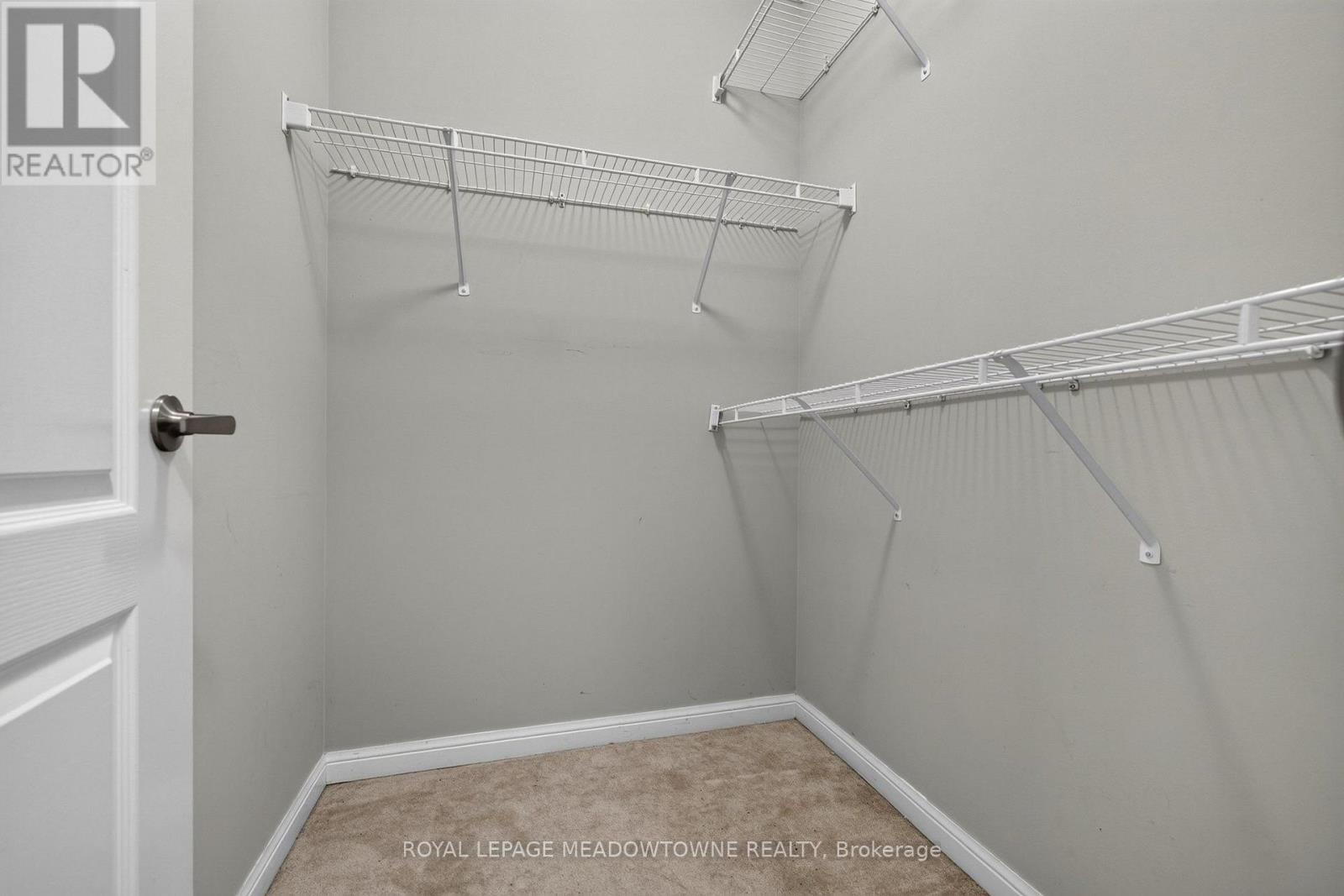 928 RAFTIS CRESCENT - 21