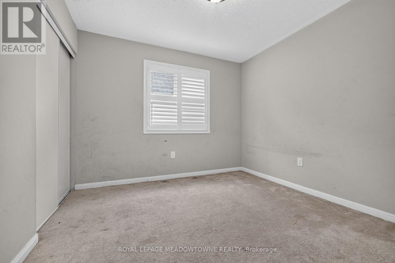928 RAFTIS CRESCENT - 22