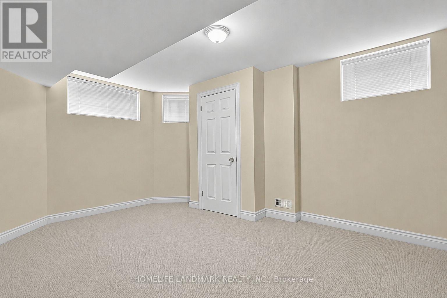 162 BYNG AVENUE - 39