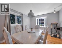 7487 Forest Turn Way, Lantzville, BC V0R2H0 Photo 16