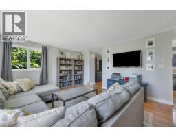 7487 Forest Turn Way, Lantzville, BC V0R2H0 Photo 18
