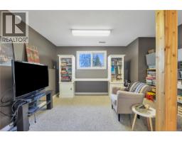 7487 Forest Turn Way, Lantzville, BC V0R2H0 Photo 34