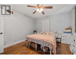 Foyer - 54 Chestnut Street E, St  Catharines, ON L2T1H1 Photo 14