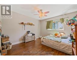 Living room - 54 Chestnut Street E, St  Catharines, ON L2T1H1 Photo 15