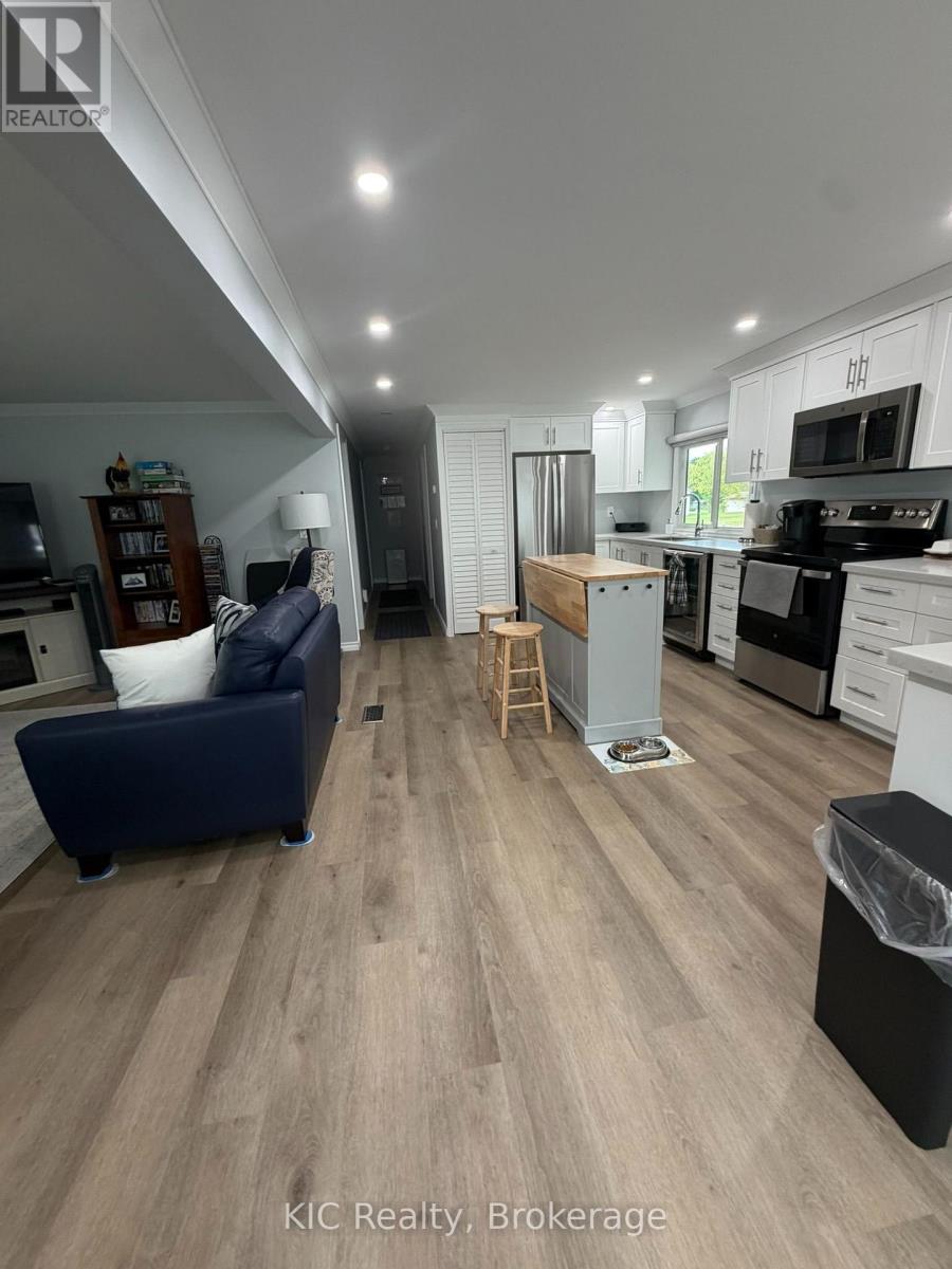 71 SAMA PARK ROAD - 12