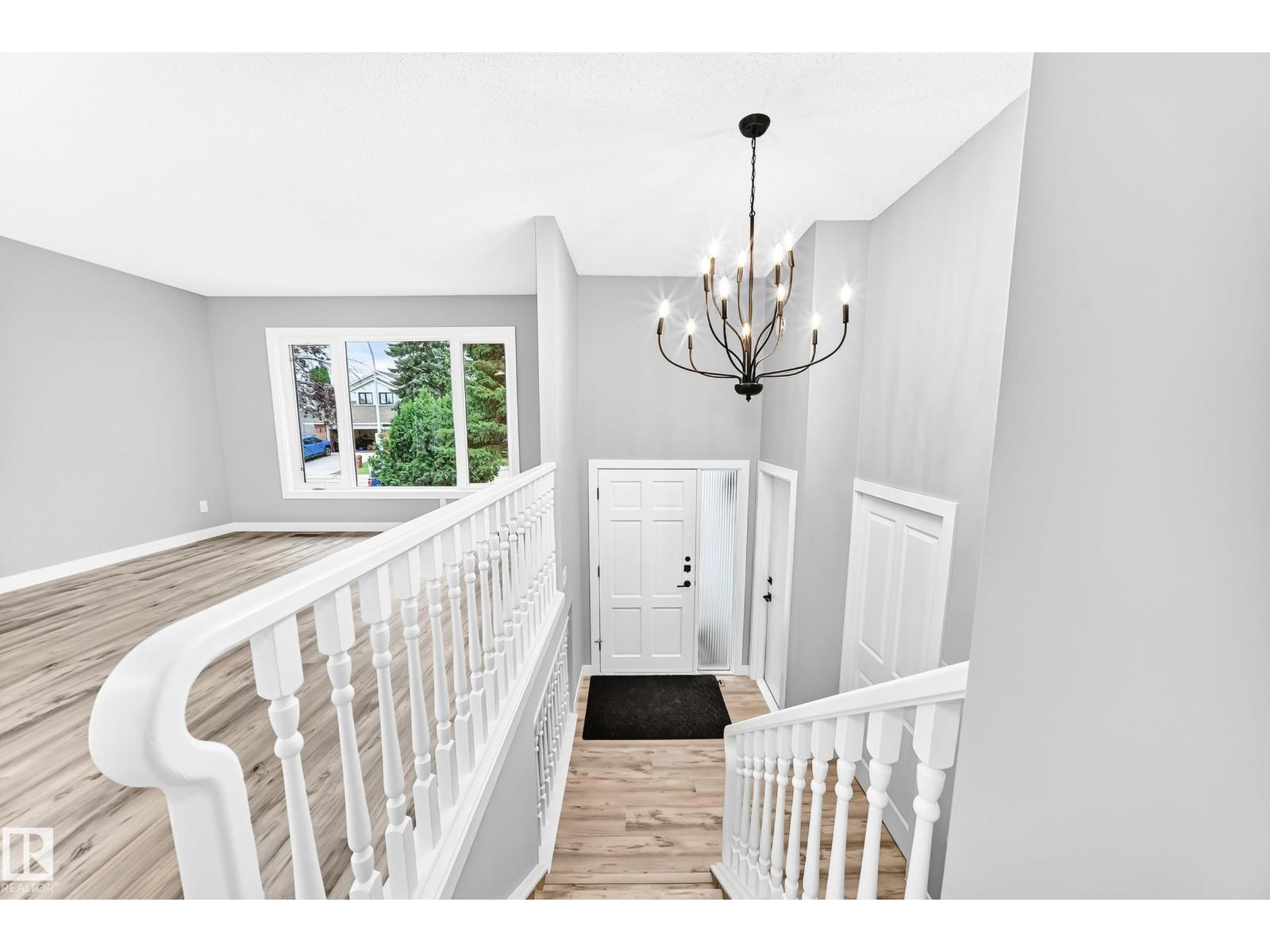 26 GREENRIDGE DR - 2