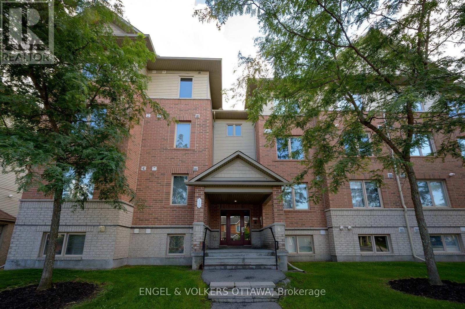 #7 50 BARNSTONE DRIVE - 1