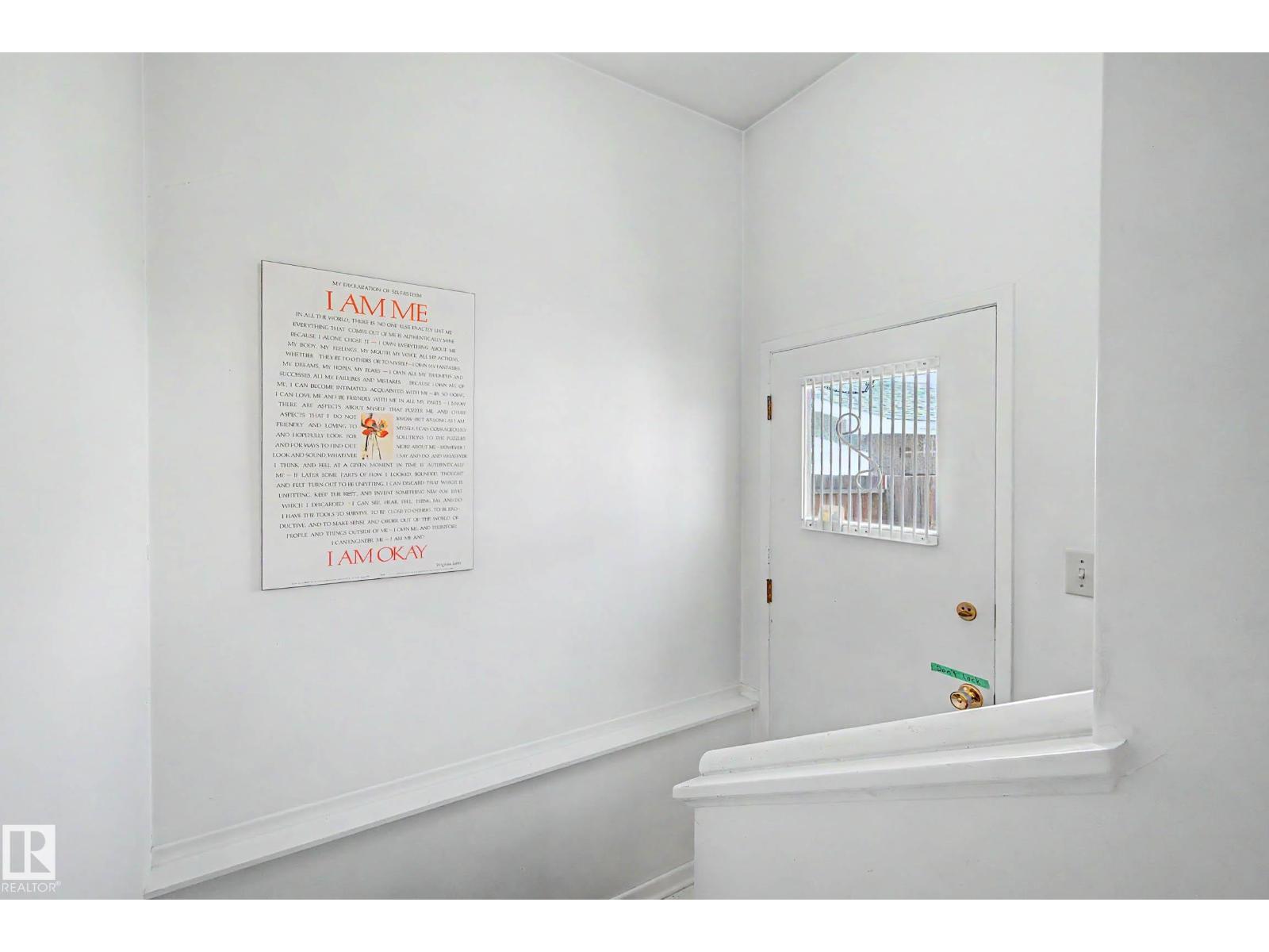 6720 95 AV NW - 19