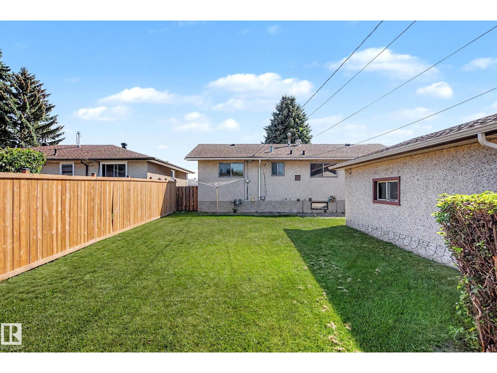 6720 95 AV NW - Image 31