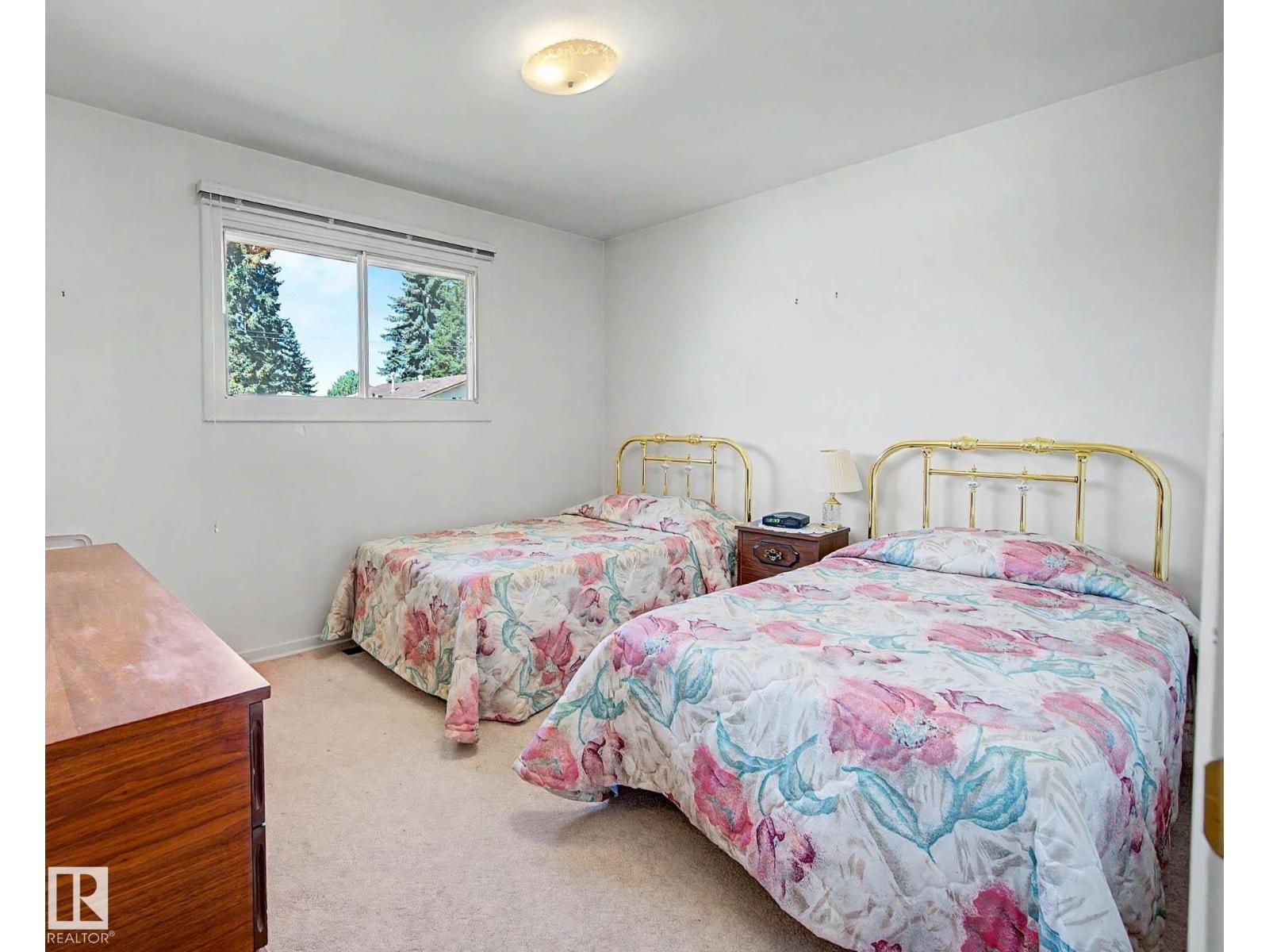 6720 95 AV NW - Image 16