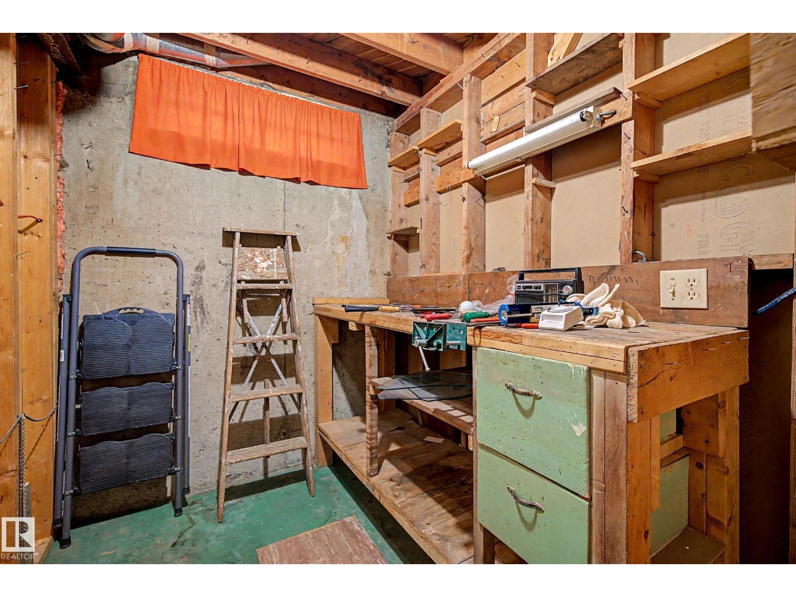 6720 95 AV NW - Image 27