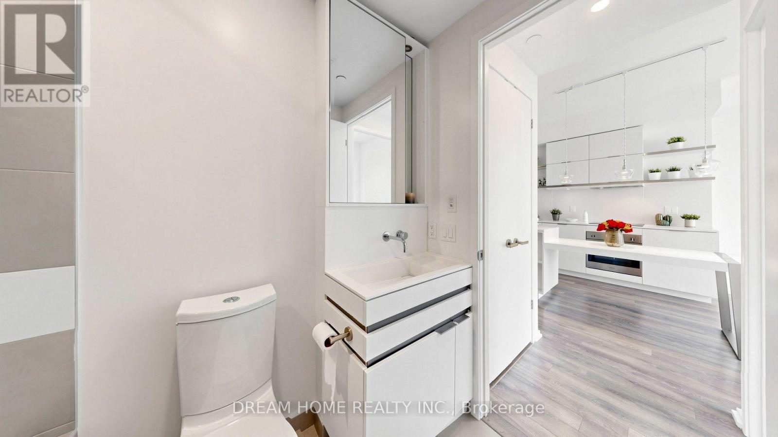 #1701 197 YONGE ST STREET - 29