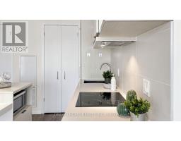 1701 - 197 Yonge St Street, Toronto, ON M5B0C1 Photo 16
