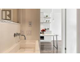 1701 - 197 Yonge St Street, Toronto, ON M5B0C1 Photo 31