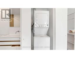 1701 - 197 Yonge St Street, Toronto, ON M5B0C1 Photo 32