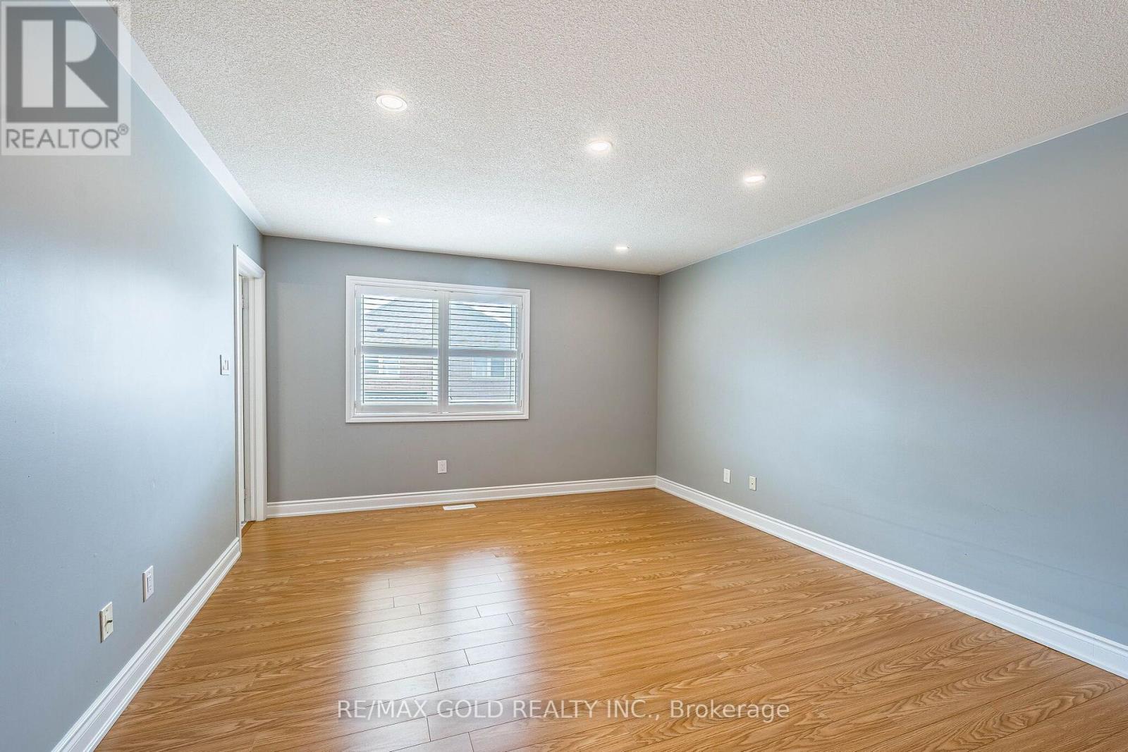 43 SPOTTED OWL CRESCENT - 22