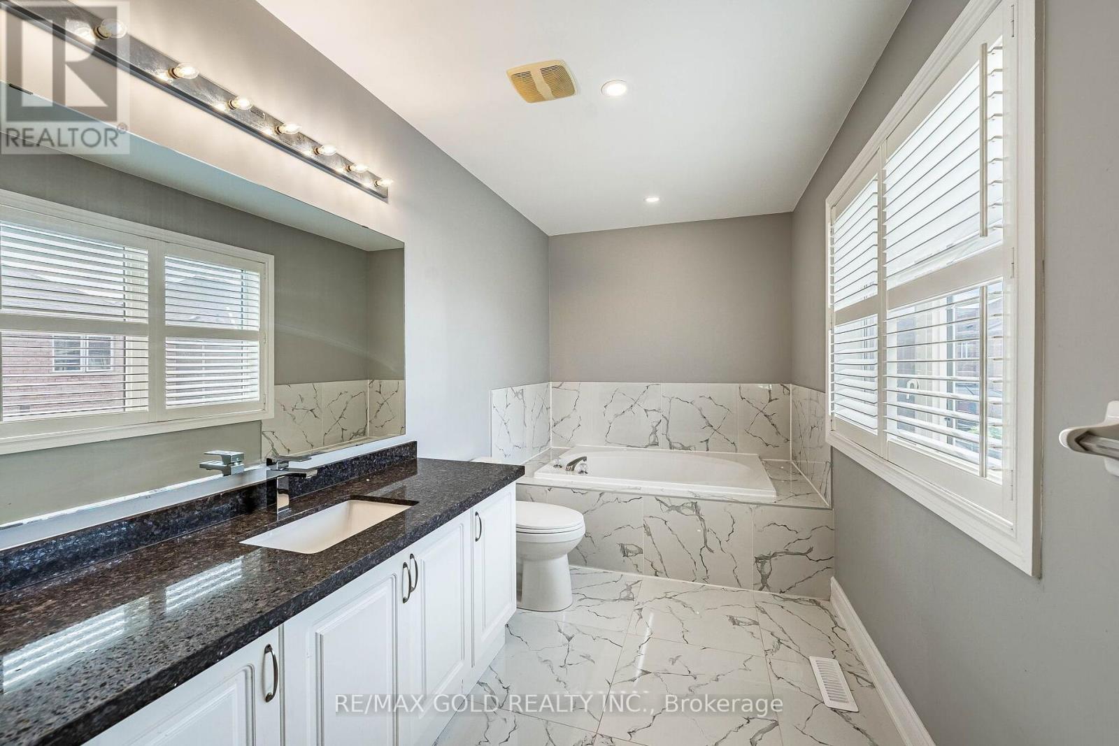 43 SPOTTED OWL CRESCENT - 23