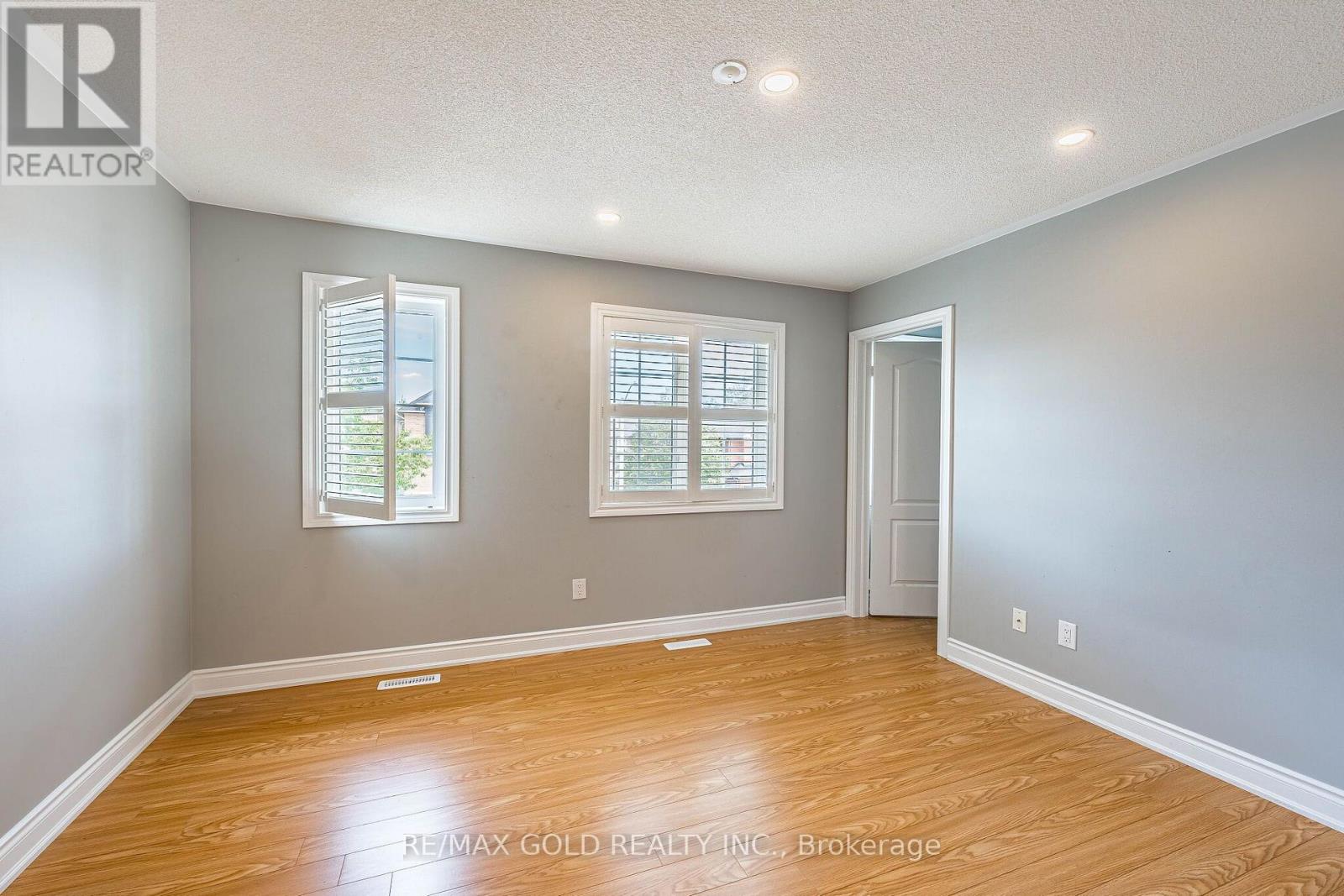 43 SPOTTED OWL CRESCENT - 27