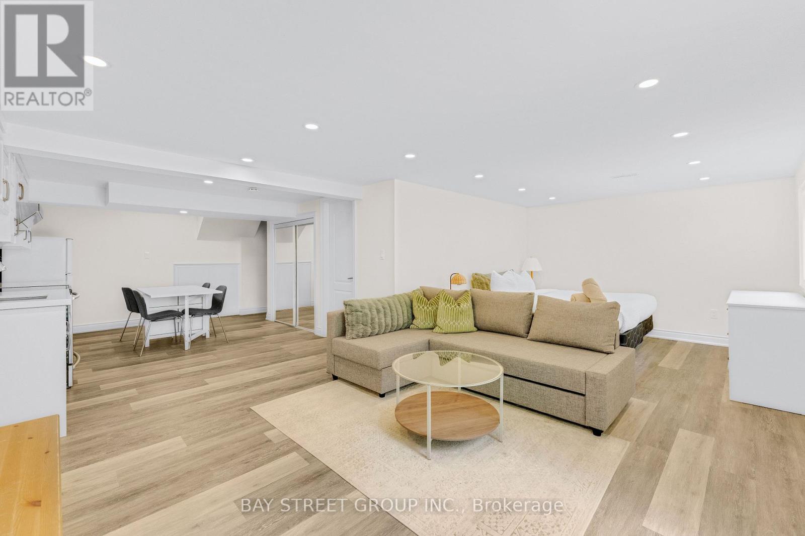 2283 DEVON ROAD - Image 31