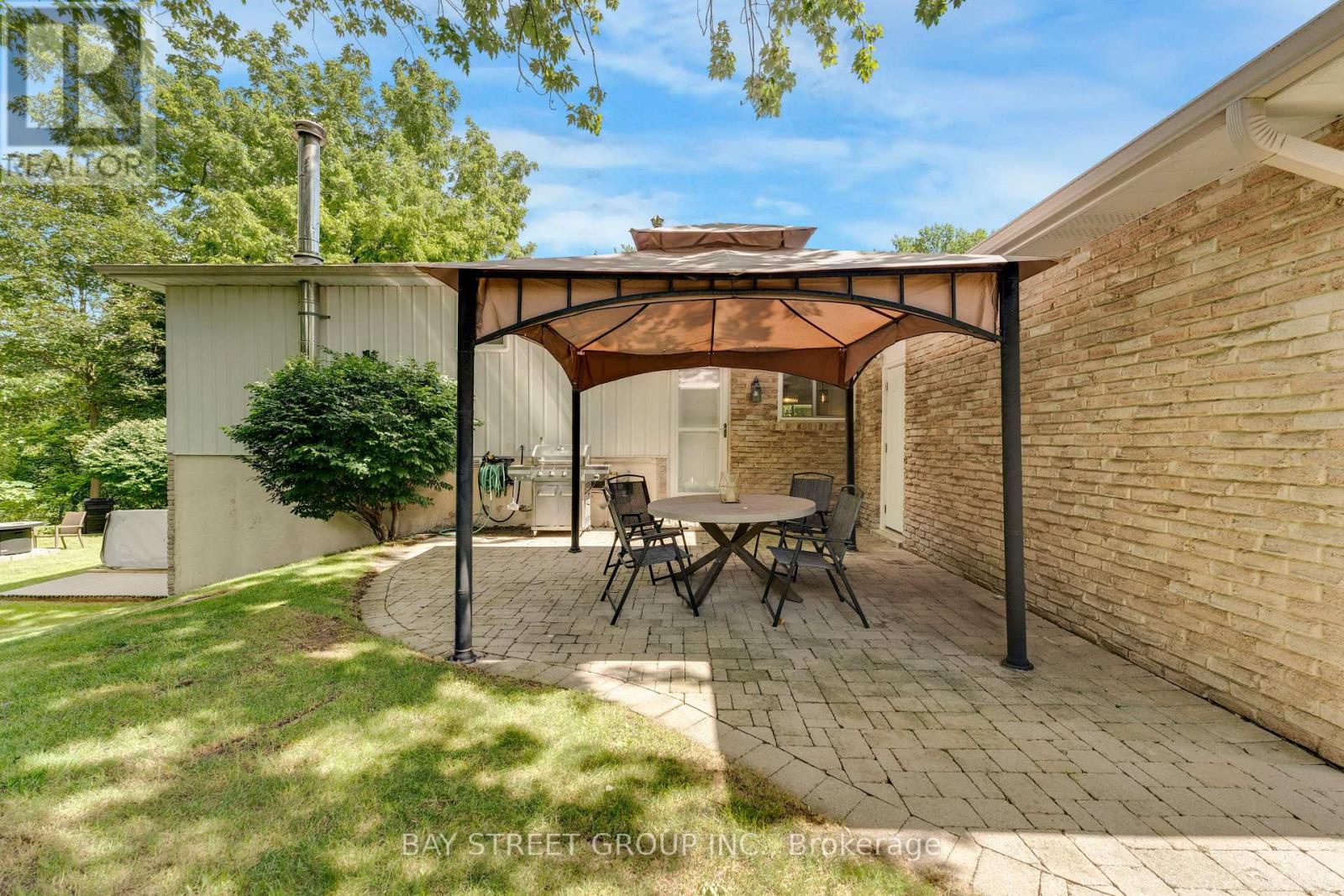 2283 DEVON ROAD - Image 37