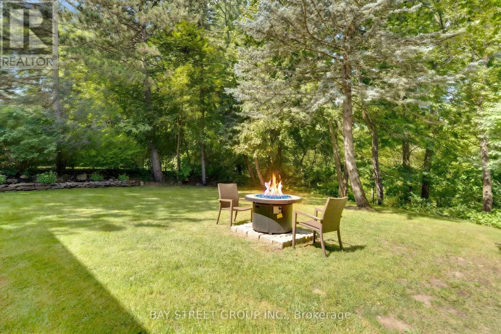 2283 DEVON ROAD - Image 45
