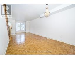 1220 Weston Road, Toronto, ON M6M4P4 Photo 12