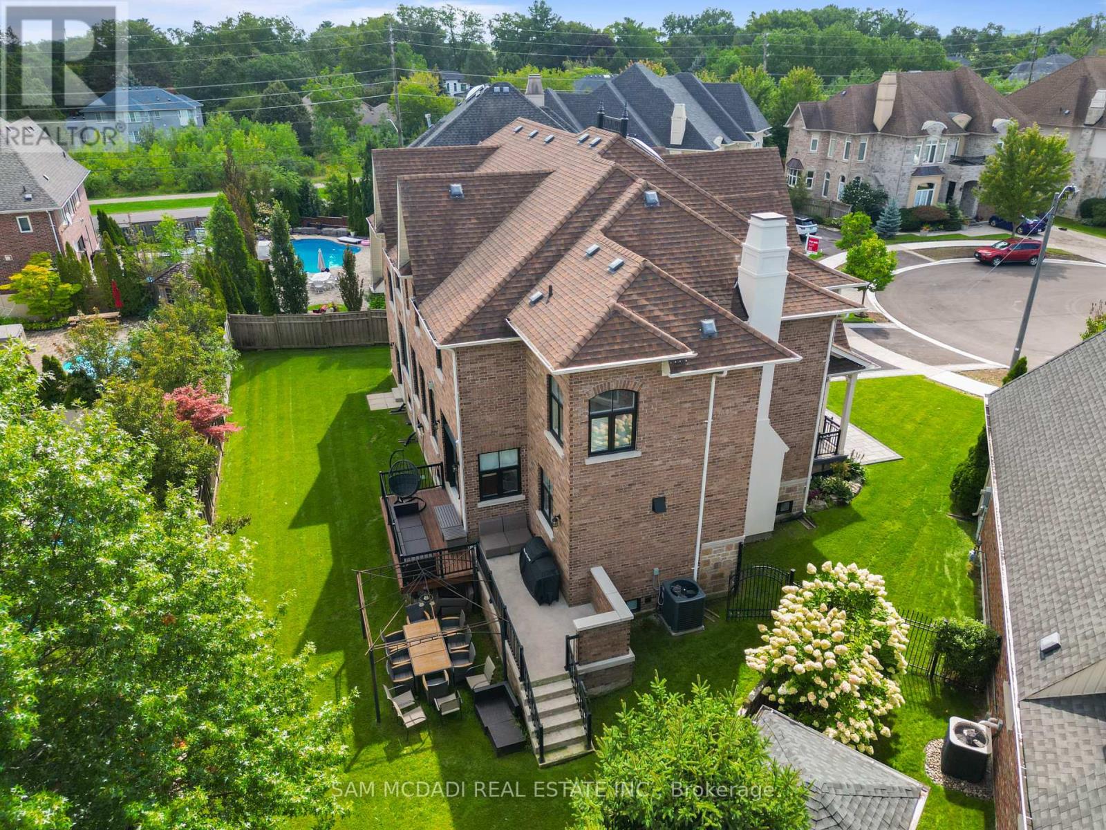 950 FREDONIA DRIVE - Image 48