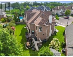 950 Fredonia Drive, Mississauga, ON L5C2W4 Photo 48