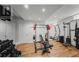 950 Fredonia Drive, Mississauga, ON L5C2W4 Photo 44